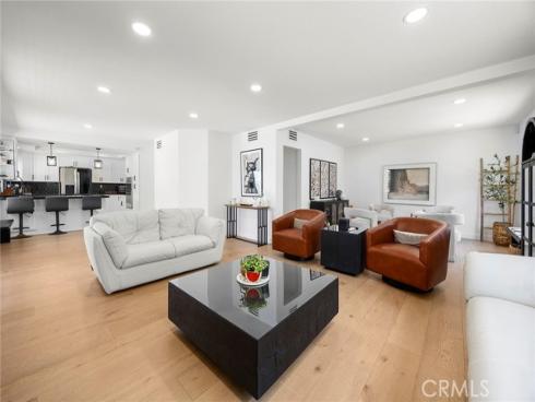 1041 S Falling Leaf Circle, Anaheim Hills, CA