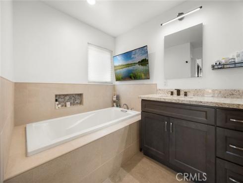 1041 S Falling Leaf Circle, Anaheim Hills, CA