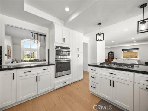 1041 S Falling Leaf Circle, Anaheim Hills, CA