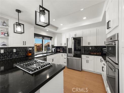 1041 S Falling Leaf Circle, Anaheim Hills, CA