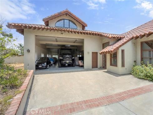 7580 E Martella Lane, Anaheim Hills, CA