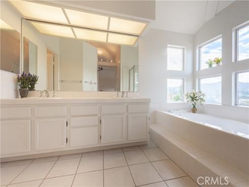 8596 E Canyon Vista   Drive, Anaheim Hills, CA