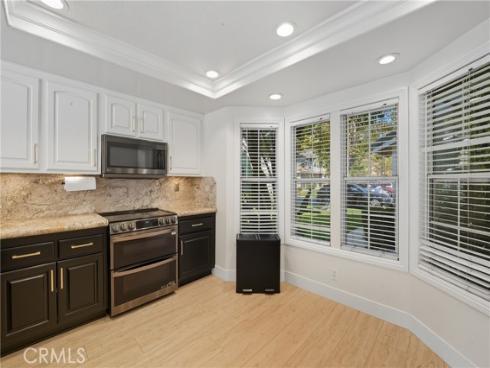 6070 E Summit  , Anaheim Hills, CA