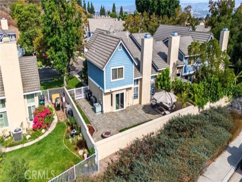 6070 E Summit  , Anaheim Hills, CA