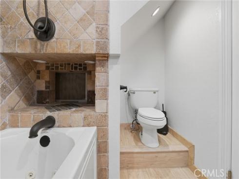 6070 E Summit  , Anaheim Hills, CA