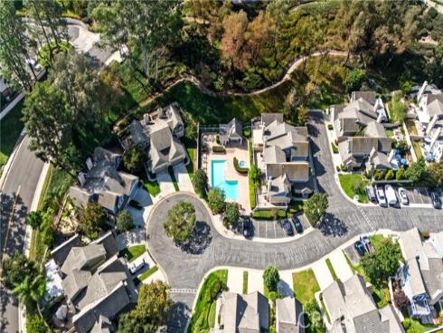 6070 E Summit  , Anaheim Hills, CA