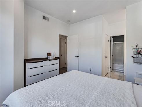 922 S Country Glen   Way, Anaheim Hills, CA