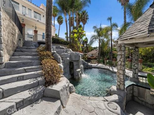 5059 E Crescent   Drive, Anaheim Hills, CA