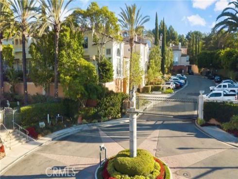 1062 S Romano   Court, Anaheim Hills, CA