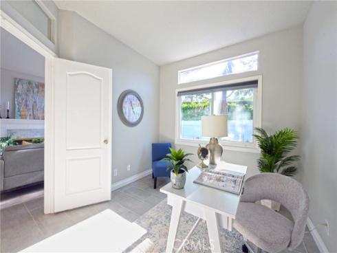 927 S Lone Pine  , Anaheim Hills, CA