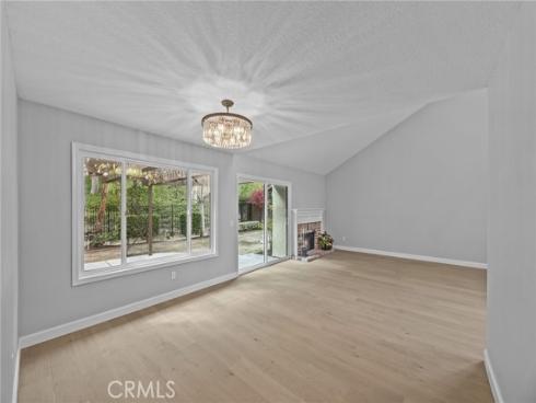 5984 E Avenida La Vida  , Anaheim Hills, CA