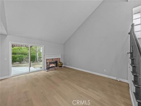 5984 E Avenida La Vida  , Anaheim Hills, CA