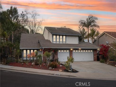 5625 E. Calle Canada