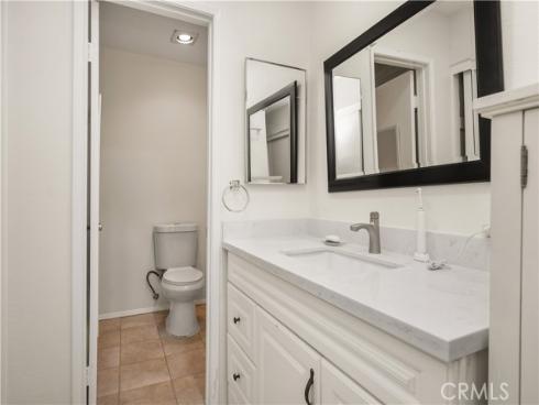 5573 E Vista Del Rio , Anaheim Hills, CA