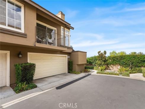 8123 E Oak Ridge Circle, Anaheim Hills, CA
