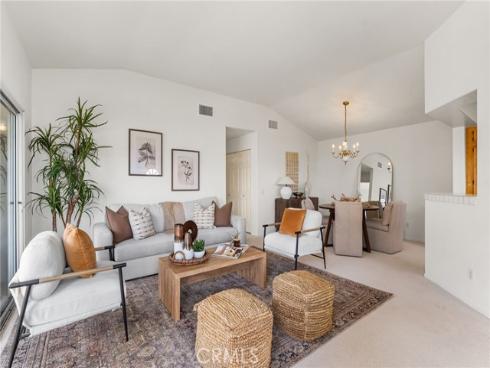 8123 E Oak Ridge Circle, Anaheim Hills, CA