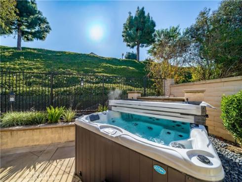 6430 E Oakview Lane, Anaheim Hills, CA