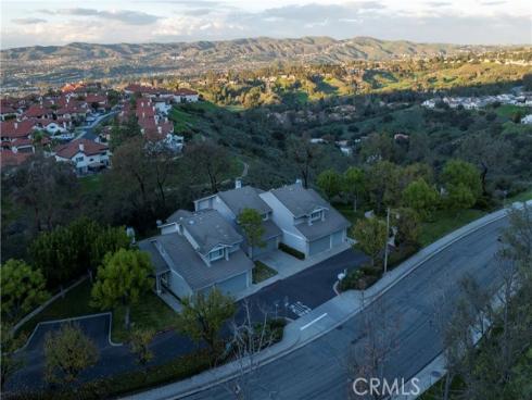 825 S Jacaranda Way, Anaheim Hills, CA