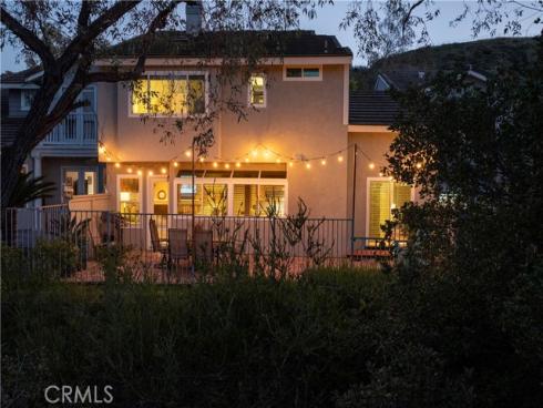 825 S Jacaranda Way, Anaheim Hills, CA