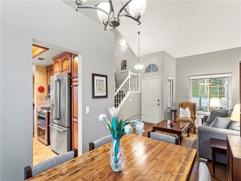 825 S Jacaranda Way, Anaheim Hills, CA