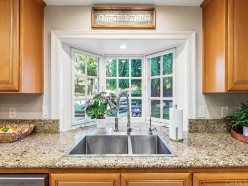 910 S Amherst Circle, Anaheim Hills, CA