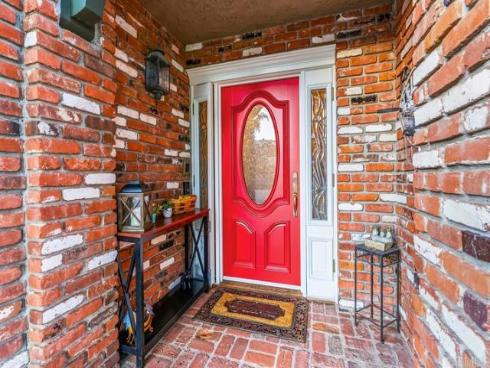 910 S Amherst Circle, Anaheim Hills, CA