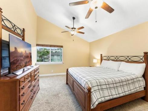 910 S Amherst Circle, Anaheim Hills, CA