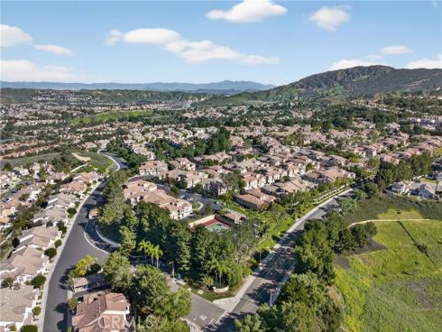 1036 S Gibraltar , Anaheim Hills, CA