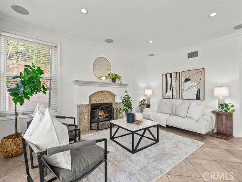 964 S Ladan Lane, Anaheim Hills, CA