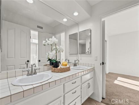 964 S Ladan Lane, Anaheim Hills, CA