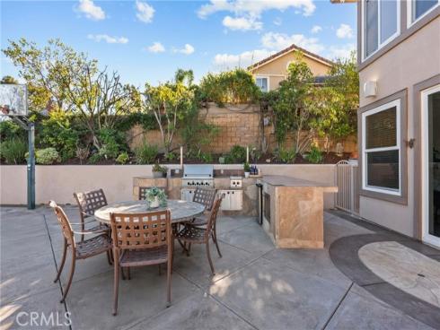 964 S Ladan Lane, Anaheim Hills, CA