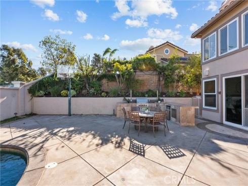 964 S Ladan Lane, Anaheim Hills, CA