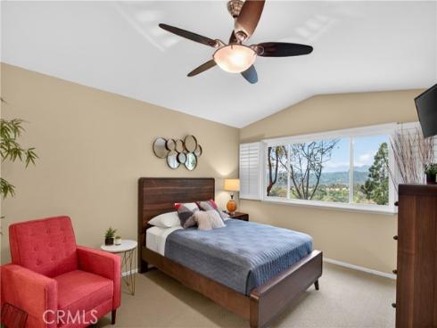 818 S Amber Lane, Anaheim Hills, CA