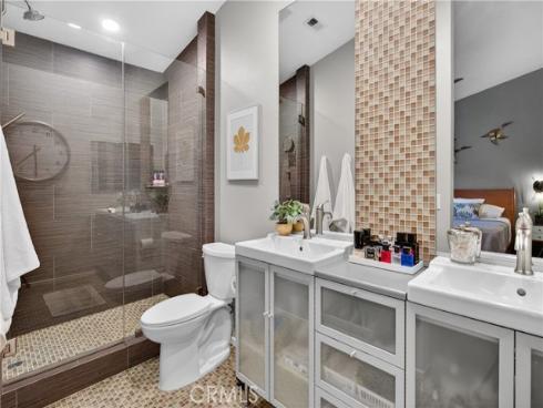 818 S Amber Lane, Anaheim Hills, CA