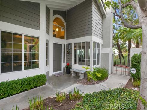 818 S Amber Lane, Anaheim Hills, CA