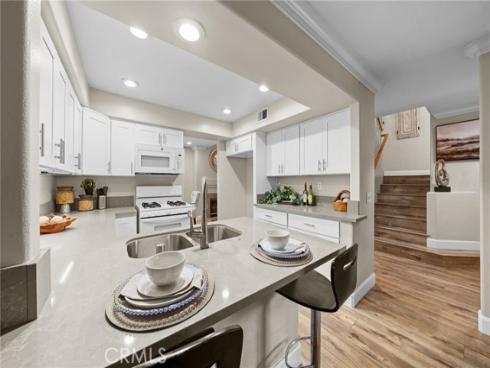 7887 E Horizon View Drive, Anaheim Hills, CA