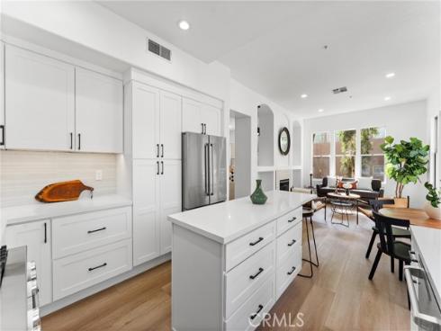 397 San Vicente Lane, Anaheim Hills, CA