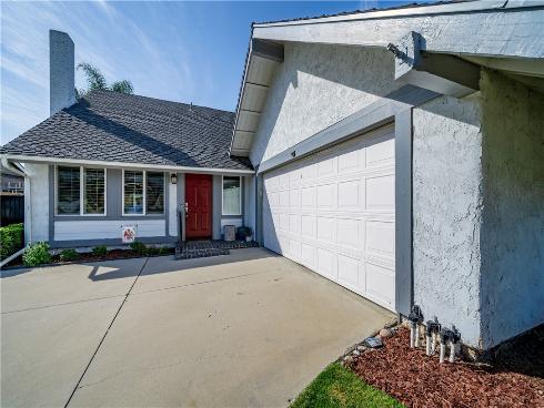 215 N Avenida Segovia  , Anaheim Hills, CA