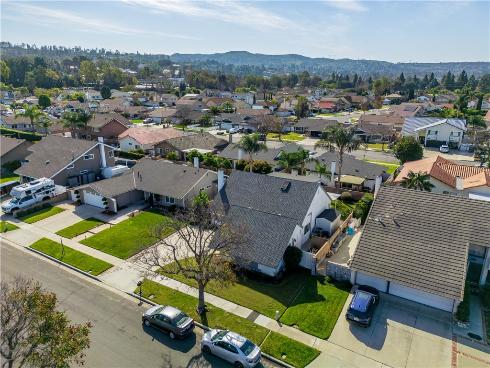 215 N Avenida Segovia  , Anaheim Hills, CA