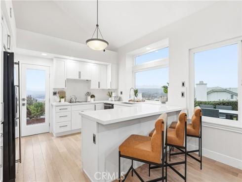 640 S Londerry  , Anaheim Hills, CA