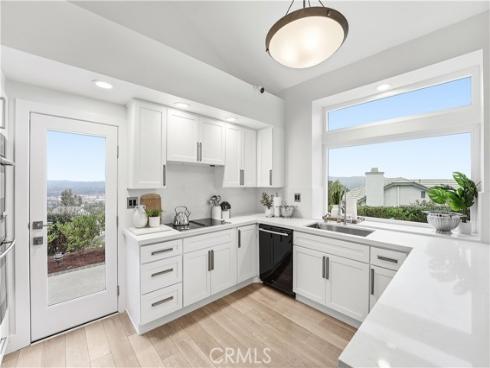 640 S Londerry  , Anaheim Hills, CA