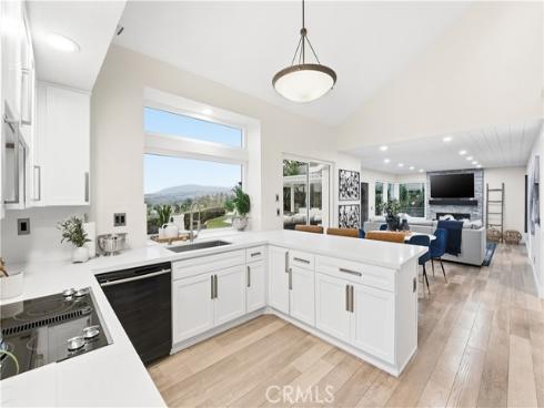 640 S Londerry  , Anaheim Hills, CA