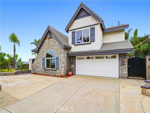 640 S Londerry  , Anaheim Hills, CA