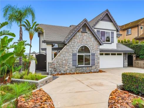 640 S Londerry  , Anaheim Hills, CA