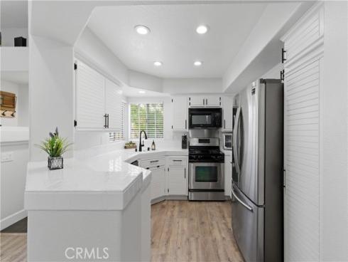 8070 E Oak Ridge   Circle, Anaheim Hills, CA