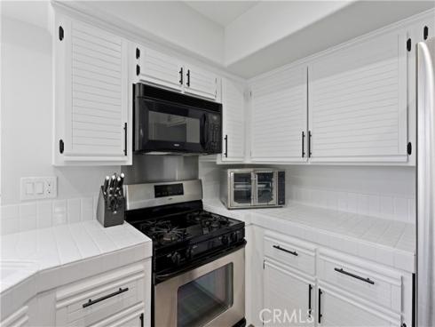 8070 E Oak Ridge   Circle, Anaheim Hills, CA