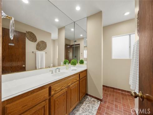 130 N Avenida Veracruz  , Anaheim Hills, CA