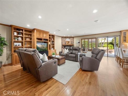 130 N Avenida Veracruz  , Anaheim Hills, CA