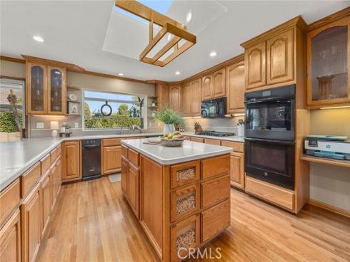 130 N Avenida Veracruz  , Anaheim Hills, CA