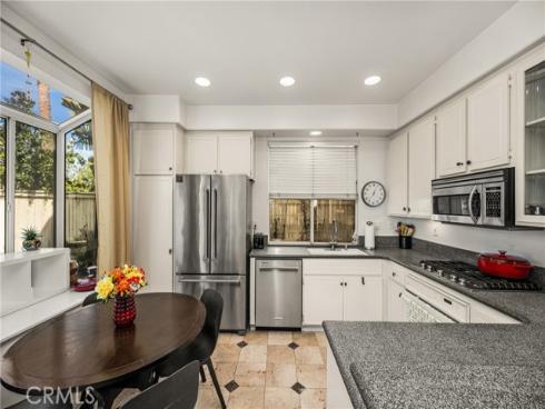 993 S Dylan   Way, Anaheim Hills, CA